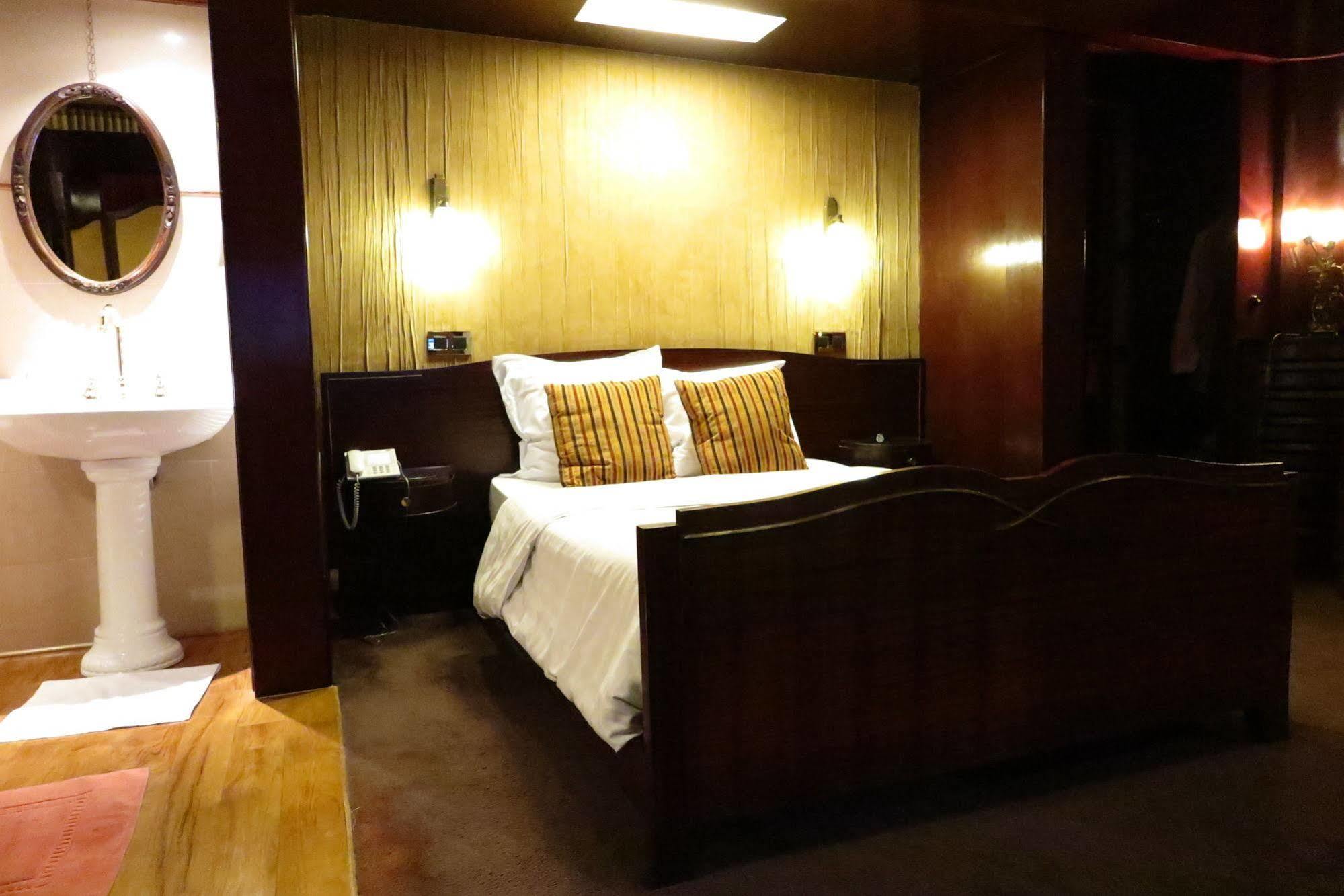 Hotel Esperance Brussel Eksteriør bilde